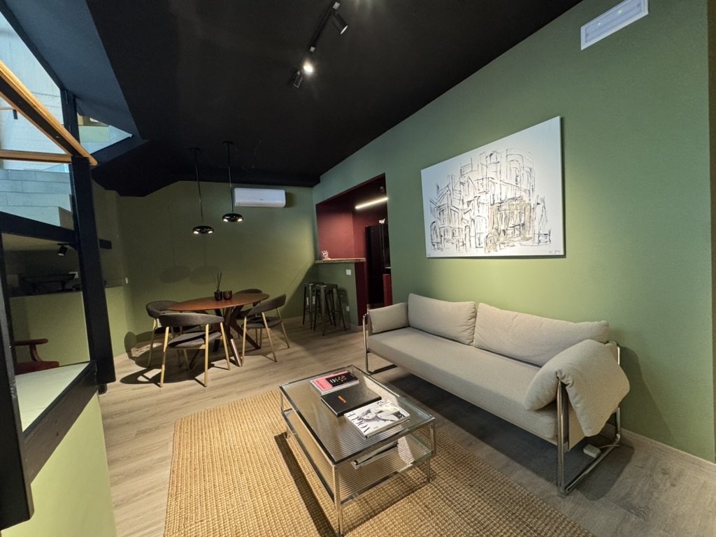 lobby bodega studios